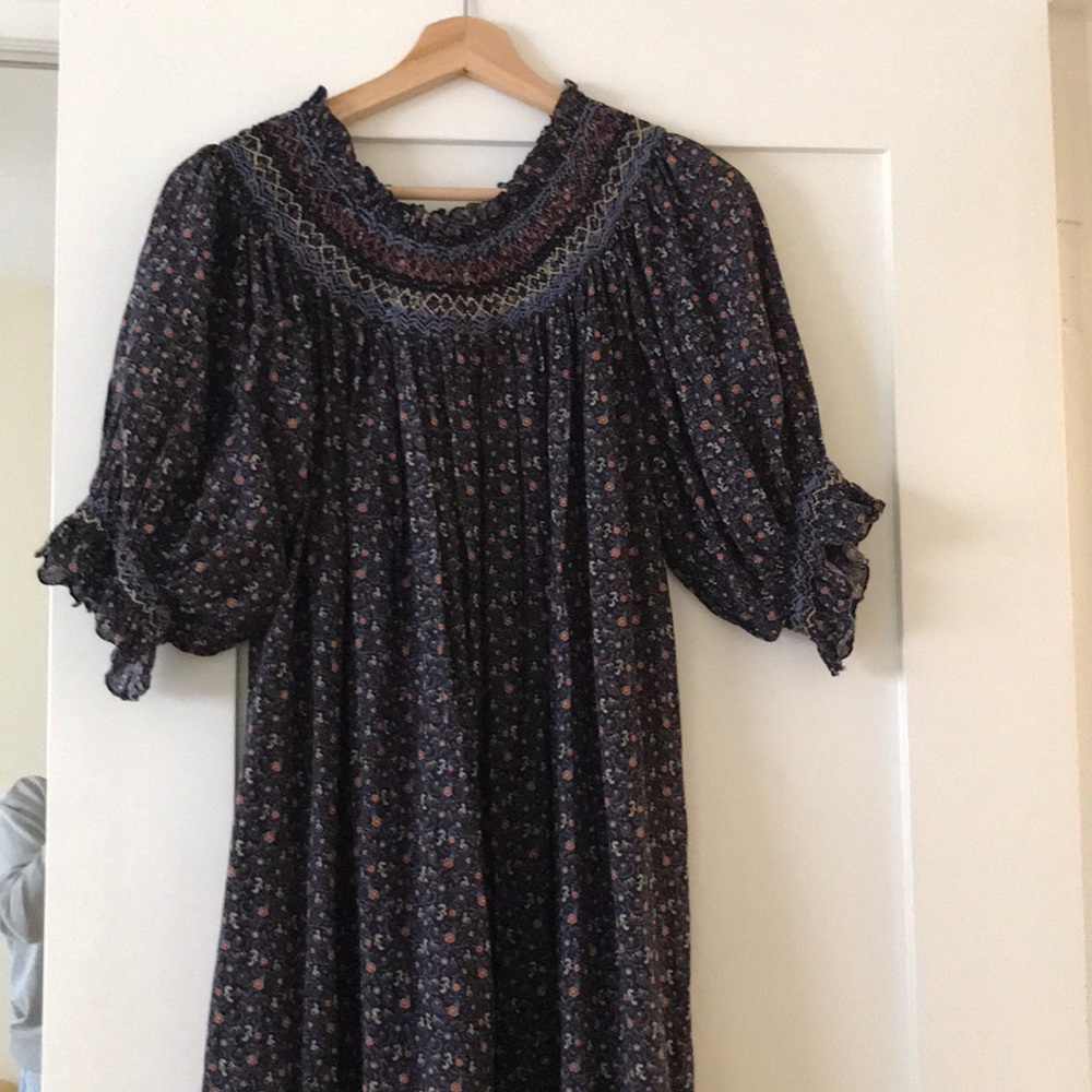 Doen dress flowers